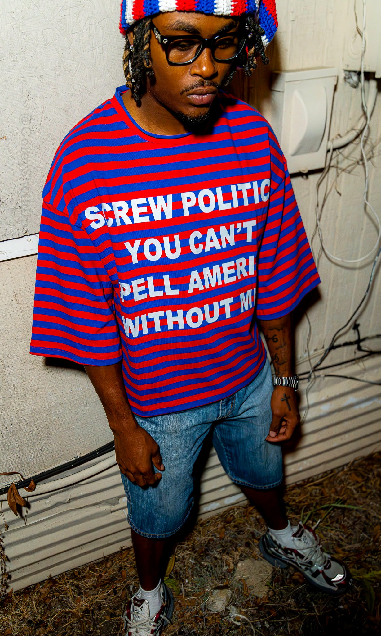 "Screw Politics" T-Shirt